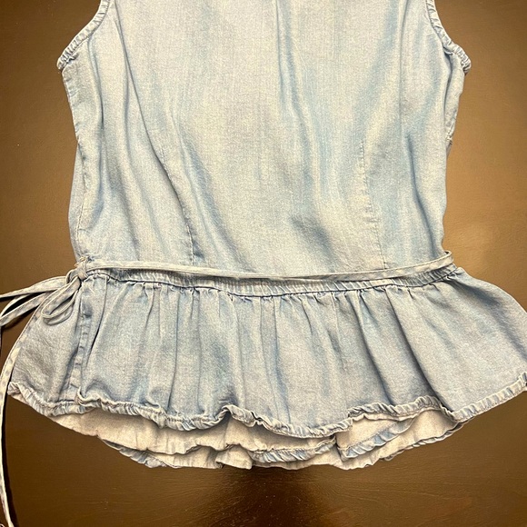 Denim wrap front sleeveless blouse - Picture 3 of 6